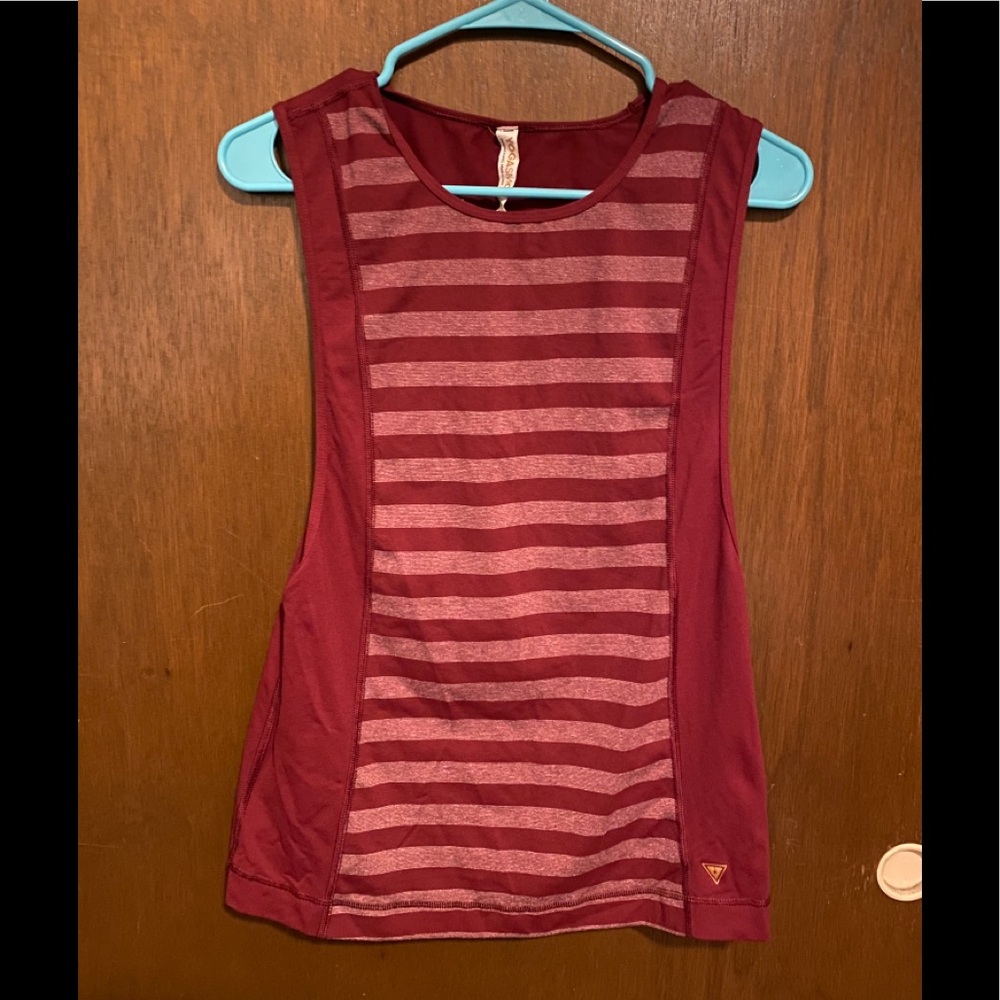 Yogasmoga red striped tank